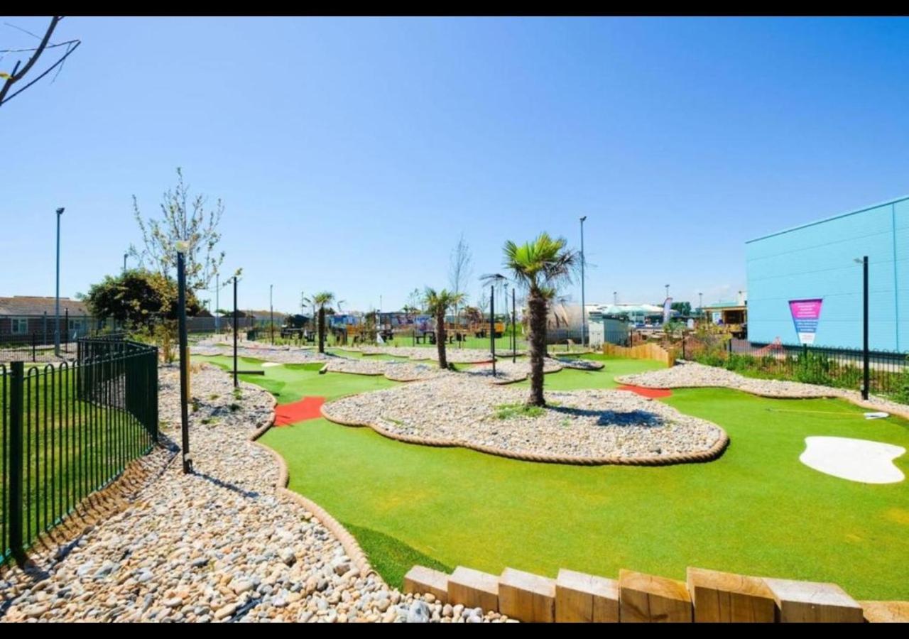 K90 - Chalet - Parkdean Resorts, Camber Sands ภายนอก รูปภาพ